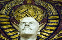 ​Мэрия Ужгорода предложила коммунистам выкупить памятник Ленину за 75 тыс. евро