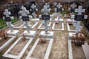 В Украине смертность все еще превышает рождаемость