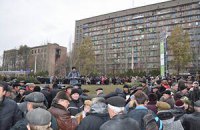 Одного из голодающих в Донецке чернобыльцев госпитализировали