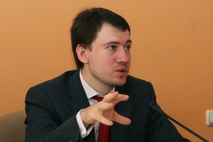 Украинцы хотят "смешанную" армию и не осуждают призывников-уклонистов, - опрос