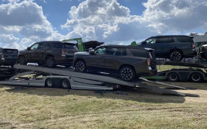 Концерн General Motors передав Україні 50 позашляховиків