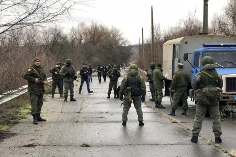 ​Часть заключенных из Луганска, переданных Украине в начале декабря, были завербованы "ЛНР"