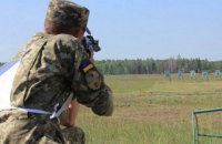 З військової частини в Новограді-Волинському вкрали п'ять автоматів