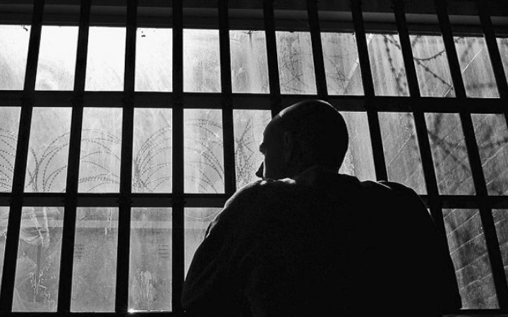 Жителя Вінниці засудили до довічного позбавлення волі за вбивство матері, колишньої дружини та двох дітей