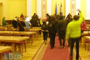 Пресс-служба КГГА прекратила работу из-за митингующих