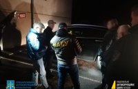 На Івано-Франківщині суддю і посередника-адвоката викрили на хабарі, - НАБУ
