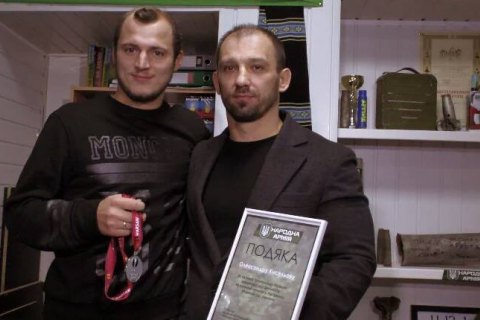 Победитель аукциона оставил Зозуле медаль финалиста Лиги Европы