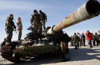 Оккупанты обстреляли села на Донбассе: погиб местный житель, украинский военный ранен 