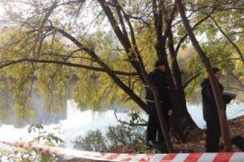 Прокуратура Киева объявила о подозрении матери, утопившей своих детей в озере