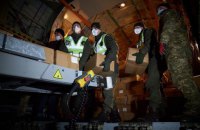 В Україну з Китаю прибув літак із партією тестів на коронавірус