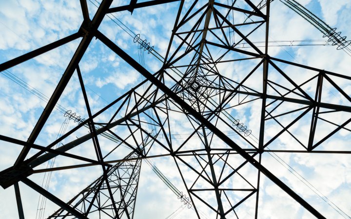 У Харківській області на 70% відновили електропостачання для селища, яке з березня було без світла