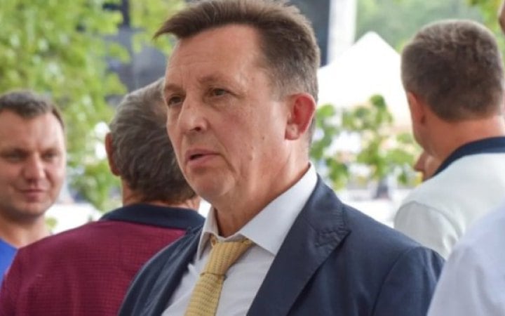Мер Очакова пообіцяв пояснити свої статки після повернення з відрядження