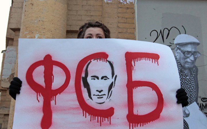 У США засудили росіянку за те, що брехала ФБР про роботу на ФСБ Росії