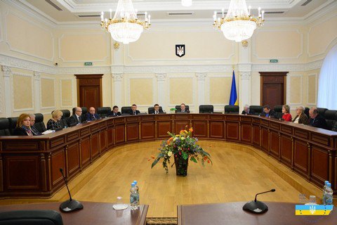 Высший совет правосудия обвинил Рябошапку в дискредитации судебной власти