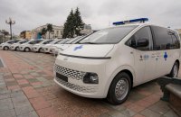 Південна Корея передала Україні 10 “швидких”, загалом країна планує передати 100 автівок