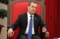 Під персональні санкції ЄС потрапили син Медведєва, пропагандисти РФ і колаборанти