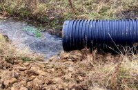 Во Львовской области спасатели вернули реку в природное русло