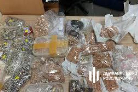 Следователя СБУ Львовщины подозревают в присвоении арестованной "ювелирки" на 8,5 млн гривен