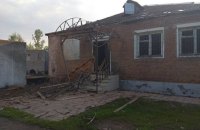 Окупанти з гелікоптерів обстріляли село на Харківщині