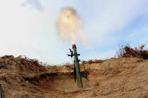 Военный погиб, шесть ранены на Донбассе с начала дня (обновлено)