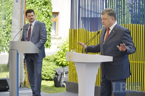 На Банковій спростували підвищення зарплати Порошенкові