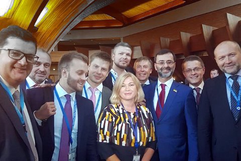 В МИД признали, что предлагали президенту присвоить дипломатический ранг трем депутатам