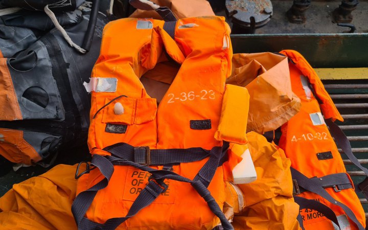 У Чорному морі сплив дірявий пліт з речами моряків із затонулого крейсера "Москва"