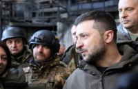 "Зброя, зброя і ще зброя", – Подоляк розповів, на чому Зеленський наголосить під час візиту до Вашингтона