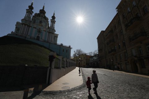 В Киеве суточный показатель случаев коронавируса снижается третий день подряд