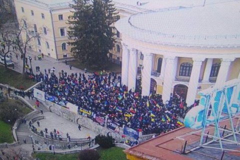 Полиция открыла два уголовных производства по факту штурма Октябрьского дворца