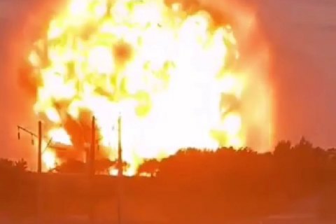 На юге Казахстана произошел взрыв на военных складах 