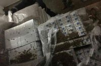 Пограничники обнаружили крупнейшую в 2016 году партию контрабандных сигарет