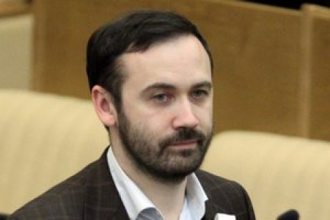 Максакова регулярно общалась с бывшим мужем, подозреваемым в организации убийства Вороненкова, - Пономарев