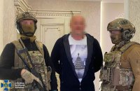 СБУ знешкодила банду рекетирів, які видавали себе за військових та правоохоронців