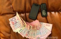 В Днепре полицейские задержали двух подозреваемых в сутенерстве