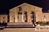 В Свердловской области РФ задержали мужчину, кторый отбил голову памятнику Ленину