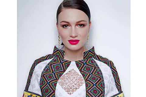 Певица Приходько отсудила 270 тыс. гривен у компании, снимавшей ​предвыборный ролик для Порошенко