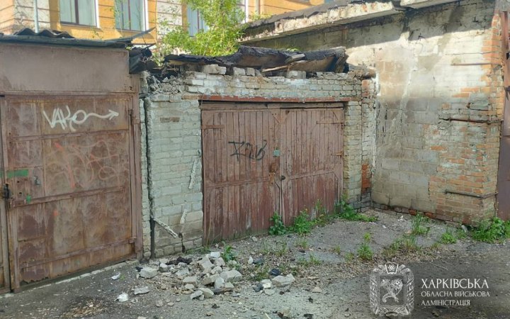 Ворог атакував дронами три райони Харкова: є пошкодження та поранені
