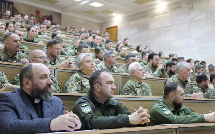 Військові капелани проходять підготовку в університеті Шевченка