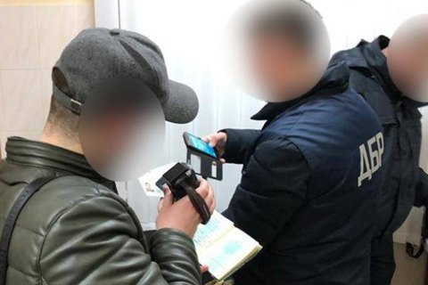 ДБР проводить обшуки на телеканалі "Прямий" (оновлено)