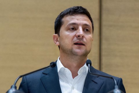 Зеленский обсудил с Эрдоганом поставки респираторов и защитных костюмов Украине