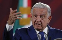 Президент Мексики назвав військову допомогу США Україні “ірраціональною”