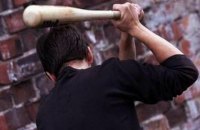 У Києві троє чоловіків катували безхатьків і знімали це на відео