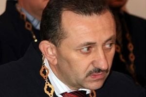 Экс-судья Зварыч написал книгу о коррупции в судах