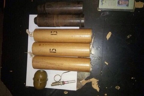 В киевском метро на "Вокзальной" у пассажира изъяли гранату
