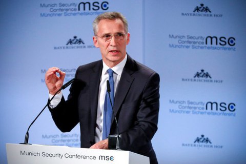 Столтенберг напомнил Москве и Минску о необходимости уважать суверенные права белорусов