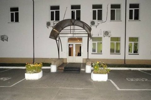 Вооруженные грабители напали на офис в Киеве, но не смогли открыть дверь комнаты с сейфом
