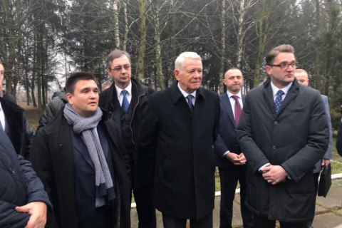 Україна і Румунія розроблять документ щодо імплементації мовних норм закону про освіту