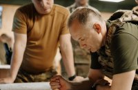 Сирський – зі східного фронту: біля Куп'янська Росія намагається прорватися з двох напрямків, штурмує у Вовчанську