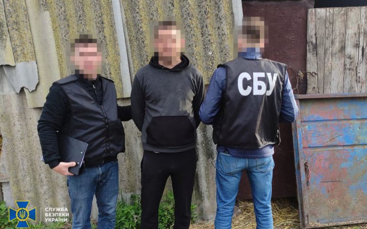 На Миколаївщині затримали бойовика, який під час окупації “здавав” українців на російських блокпостах, – СБУ